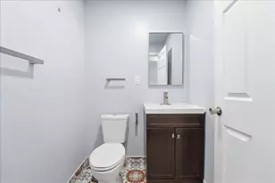 225 Freeman Ave, Jersey City, NJ 07306 - Photo 9