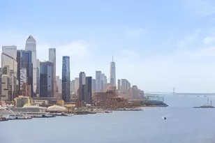 7002 Blvd E, Guttenberg, NJ 07093 - Photo 3