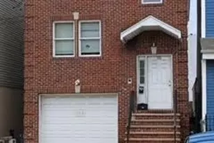 85 Oakland Ave, Jersey City, NJ 07307 - Photo 1