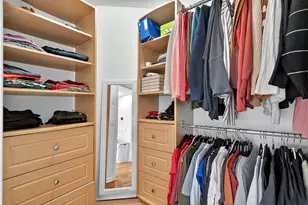 34 Marina Dr, Bayonne, NJ 07002 - Photo 15