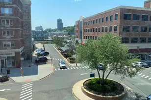 2207 City Pl, Edgewater, NJ 07020 - Photo 5