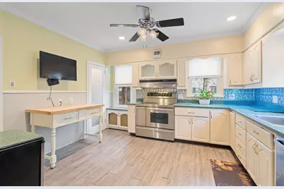 71 Georgian Ct, Hillside, NJ 07205 - Photo 11