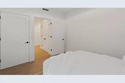 139 Christopher Columbus Dr #406, Jersey City, NJ 07302 - Photo 15