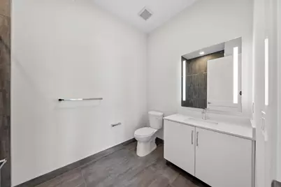 121 34th St #303, Union City, NJ 07087 - Photo 7