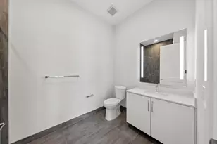 121 34th St, Union City, NJ 07087 - Photo 7