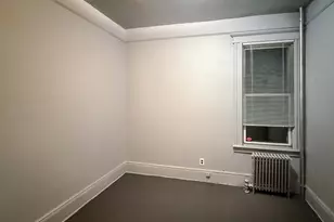 57 Roosevelt Ave, Jersey City, NJ 07304 - Photo 9