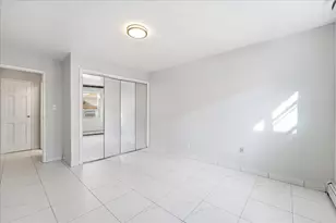 116 71st St, Guttenberg, NJ 07093 - Photo 3