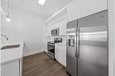 121 34th St #302, Union City, NJ 07087 - Photo 3