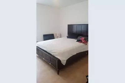 201 45th St #E4, Union City, NJ 07087 - Photo 3