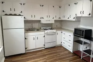 296 Webster Ave, Jersey City, NJ 07307 - Photo 7