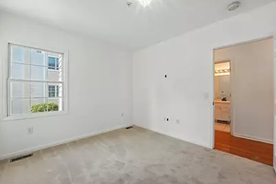 252 The Promenade #9-252, Edgewater, NJ 07020 - Photo 13