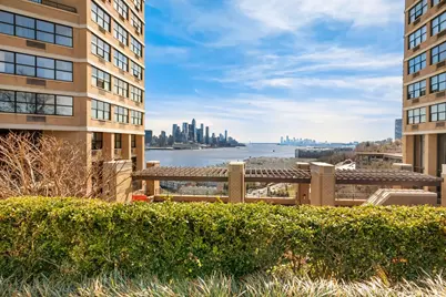 7002 Blvd East #8J, Guttenberg, NJ 07093 - Photo 3