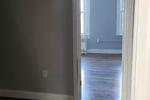 325 37th St, Union City, NJ 07087 - Photo 5