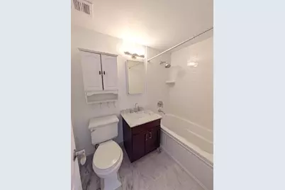 227 Christopher Columbus Dr #438B, Jersey City, NJ 07302 - Photo 15