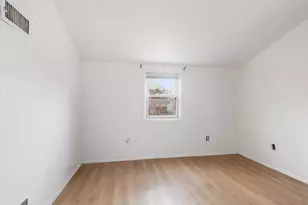 689 2nd St, Secaucus, NJ 07094 - Photo 3