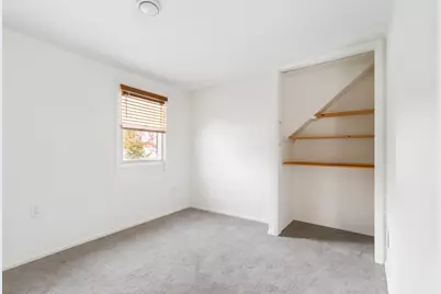 689 2nd St #2, Secaucus, NJ 07094 - Photo 15