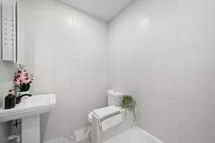 106 Garretson Ave, Bayonne, NJ 07002 - Photo 19