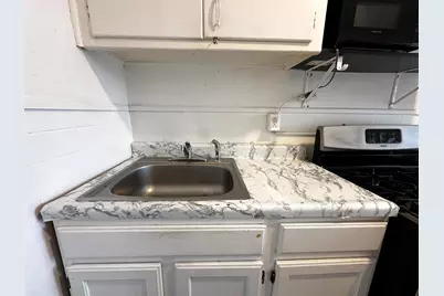 2315-2317 New York Ave #C4, Union City, NJ 07087 - Photo 7