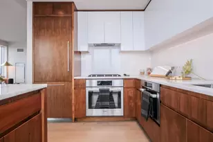 75 Park Ln S, Jersey City, NJ 07310 - Photo 9