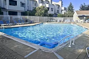 816 Topsail Ln, Secaucus, NJ 07094 - Photo 41