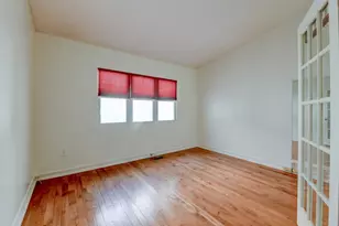 816 Topsail Ln, Secaucus, NJ 07094 - Photo 25