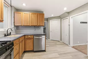 320 Clarendon St, Secaucus, NJ 07094 - Photo 3