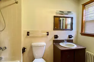 16 Perrine Ave, Jersey City, NJ 07306 - Photo 7