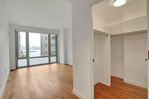 2 Shore Ln, Jersey City, NJ 07310 - Photo 13