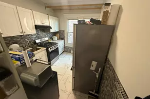 861 Montgomery St, Jersey City, NJ 07036 - Photo 5