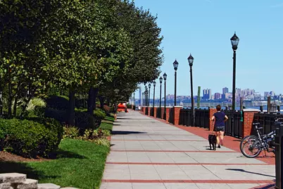 126 Abbie Ct, Guttenberg, NJ 07093 - Photo 25