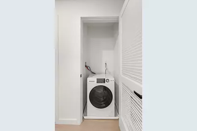 1 Mallory Ave #502, Jersey City, NJ 07305 - Photo 11