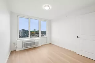 1 Mallory Ave, Jersey City, NJ 07305 - Photo 15