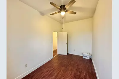 189 Van Horne St #2B, Jersey City, NJ 07304 - Photo 9