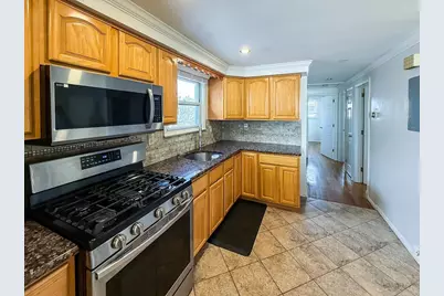 57 Suburbia Ct #2, Jersey City, NJ 07305 - Photo 3