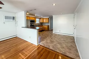 57 Suburbia Ct, Jersey City, NJ 07305 - Photo 7