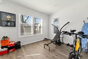 58 Wegman Pkwy, Jersey City, NJ 07305 - Photo 17