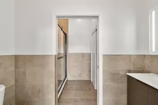 952 Broadway, Bayonne, NJ 07002 - Photo 9