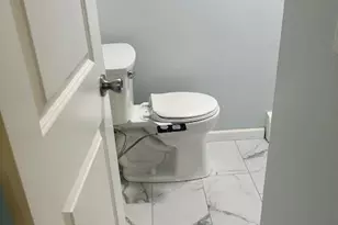 107 Waverly St, Jersey City, NJ 07307 - Photo 11