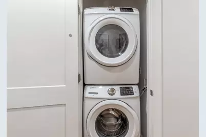 152 Beach St #1, Jersey City, NJ 07307 - Photo 31