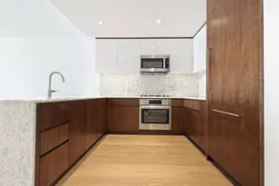 75 Park Ln S, Jersey City, NJ 07310 - Photo 3