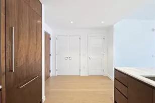 75 Park Ln S, Jersey City, NJ 07310 - Photo 5