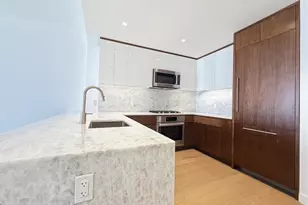 75 Park Ln S, Jersey City, NJ 07310 - Photo 5