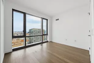 75 Park Ln S, Jersey City, NJ 07310 - Photo 13