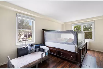 225 St Pauls Ave #2D, Jersey City, NJ 07306 - Photo 7