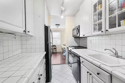 225 St Pauls Ave #2D, Jersey City, NJ 07306 - Photo 5