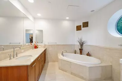 8100 River Rd #209, North Bergen, NJ 07047 - Photo 11