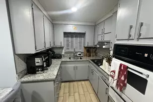 460 Ave E, Bayonne, NJ 07002 - Photo 11