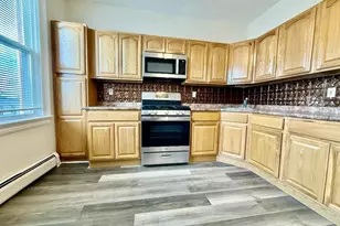 315 Armstrong Ave, Jersey City, NJ 07305 - Photo 3