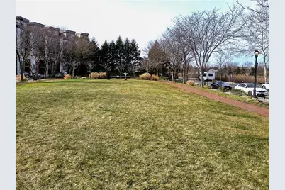 30 Freedom Way #102, Jersey City, NJ 07305 - Photo 5