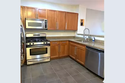 30 Freedom Way #102, Jersey City, NJ 07305 - Photo 11